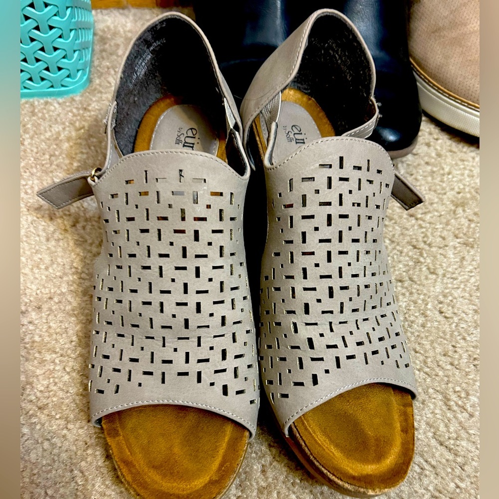 Eurosoft silver wedge sandals